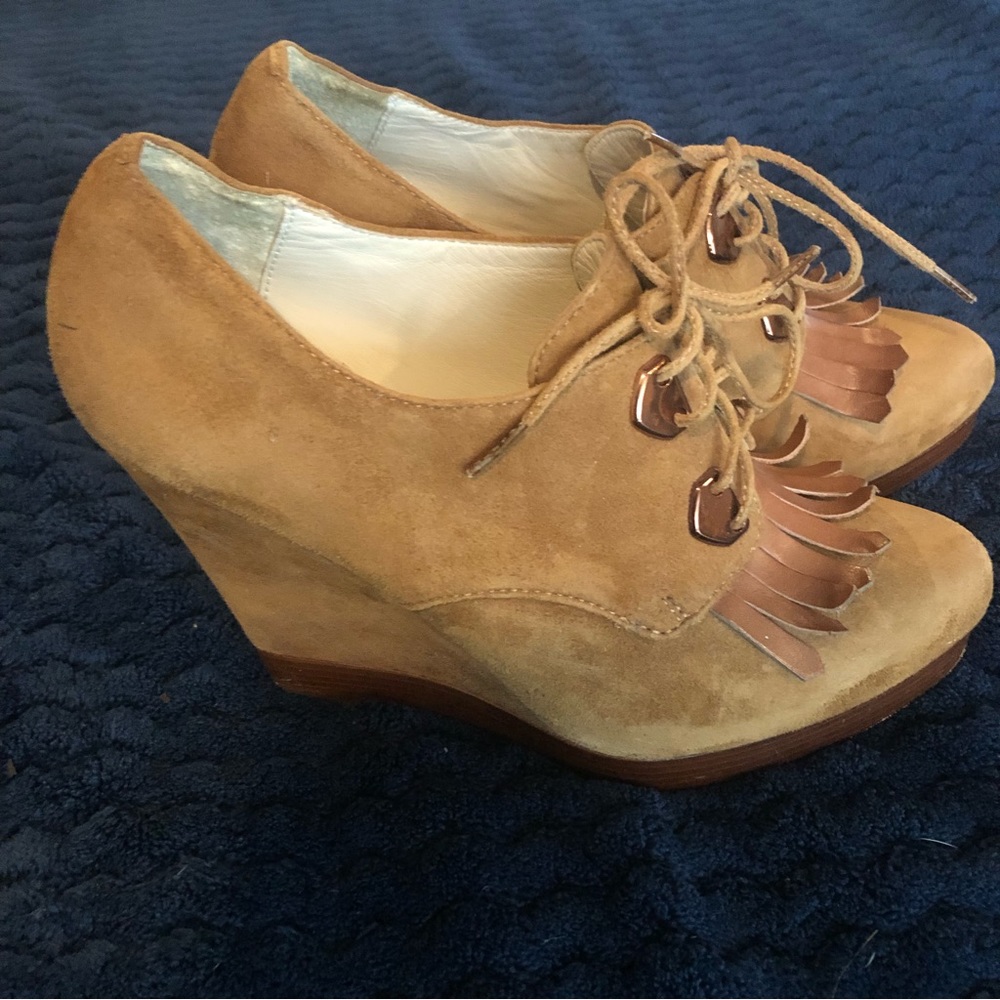 Michael Kors suede leather 7 1/2 platform wedge